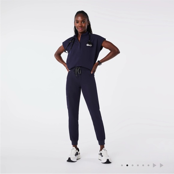 Figs Rafaela Scrub Top - Picture 1 of 2